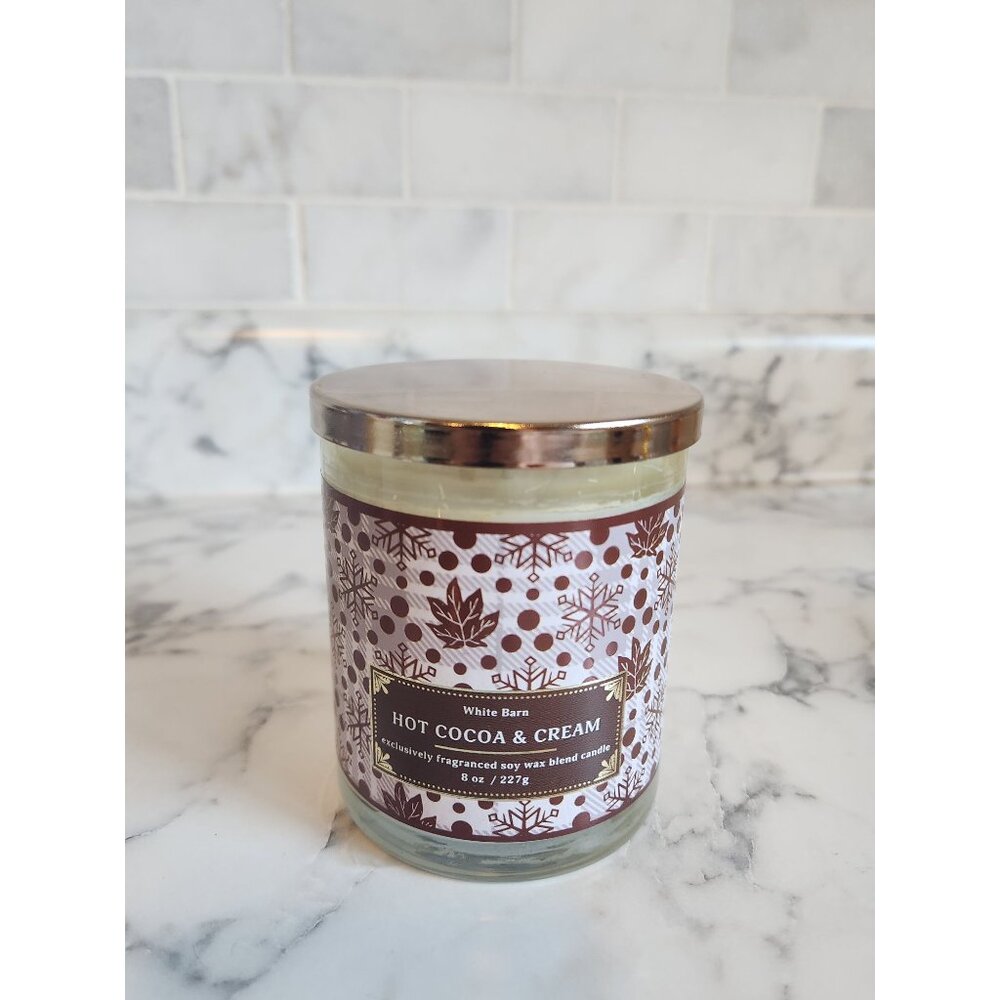 Bath & Body Works White Barn Hot Cocoa & Cream Candle 7 Oz Single Wick